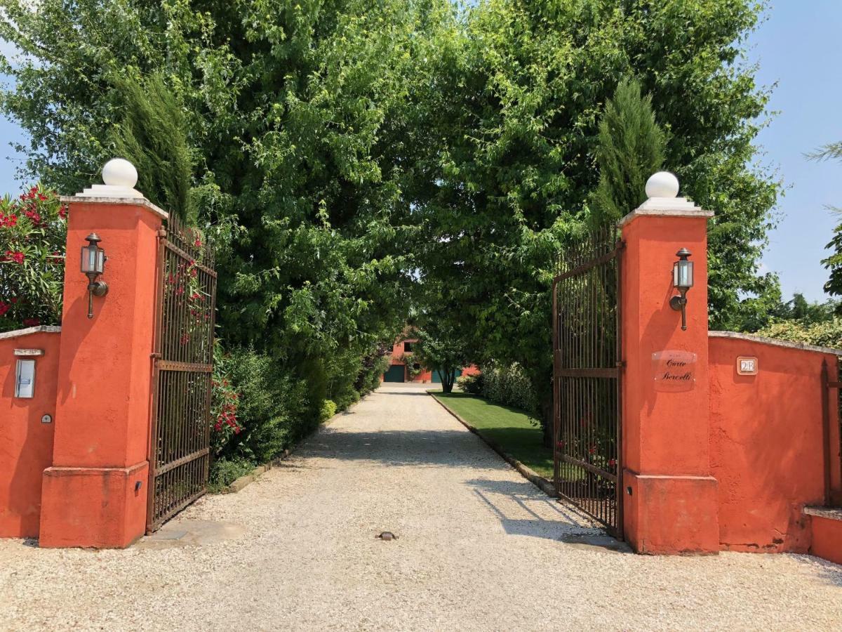 Relais Corte Bercelli Valeggio sul Mincio Exterior foto